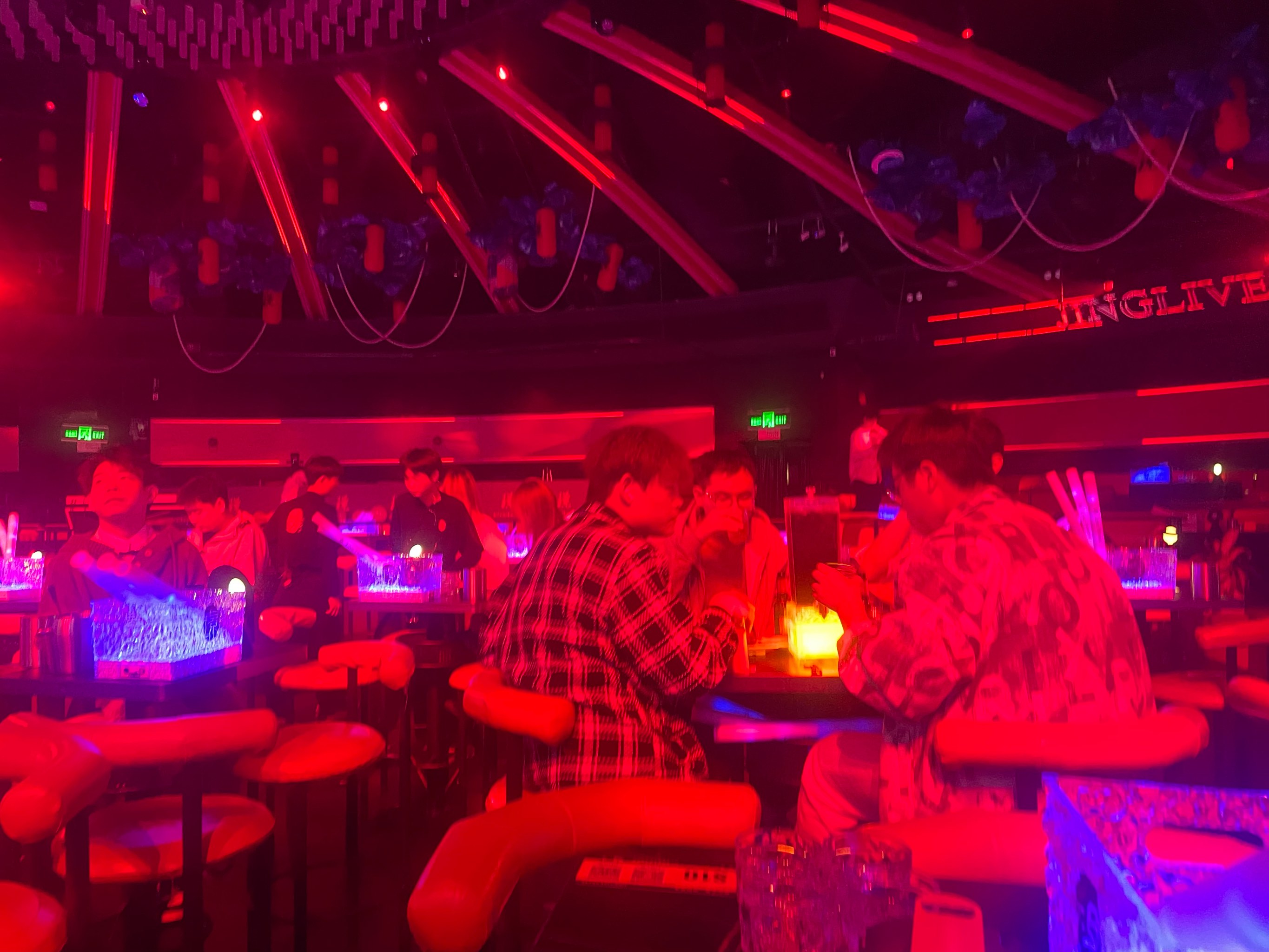 崇左商务ktv商务ktv能否组局解析-江州区ktv预订